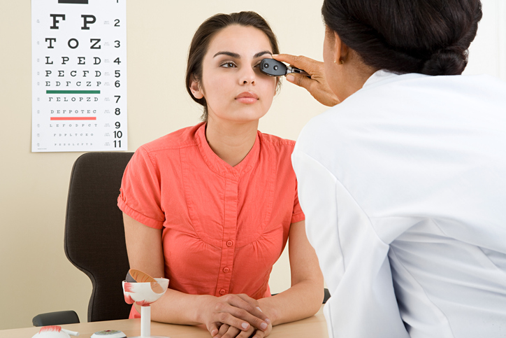 patient undergoing an eye exam